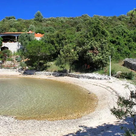 Apartment Seaside Secluded Cove Karkavac - Scedro, Hvar - 8801 *